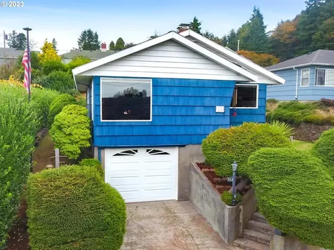 388 Pleasant Avenue Astoria OR 97103