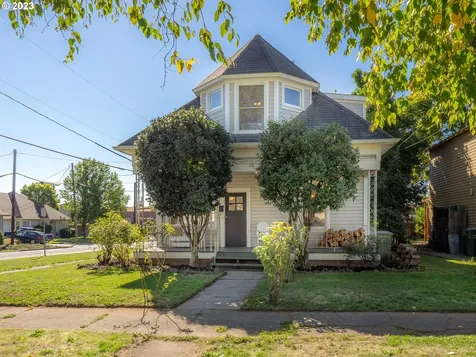 618 E Sheridan Street Newberg OR 97132