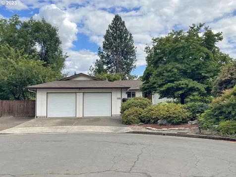 1155 Diamond Street Springfield OR 97477