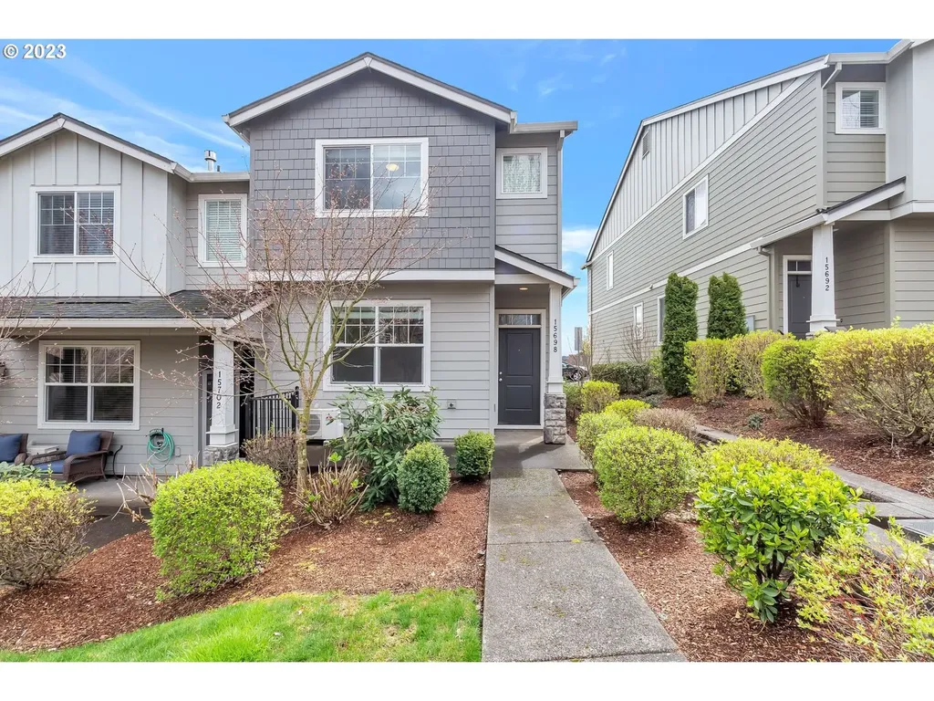 15698 Se Misty Drive Happy Valley OR 97086