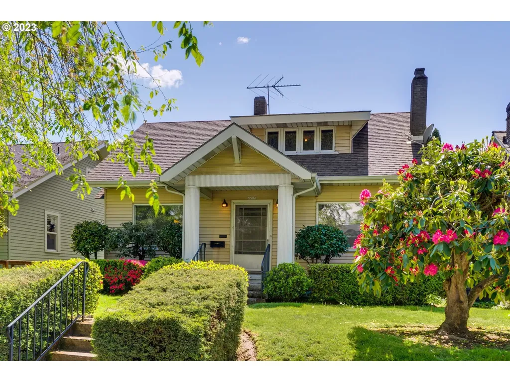 2235 Se Ladd Avenue Portland OR 97214