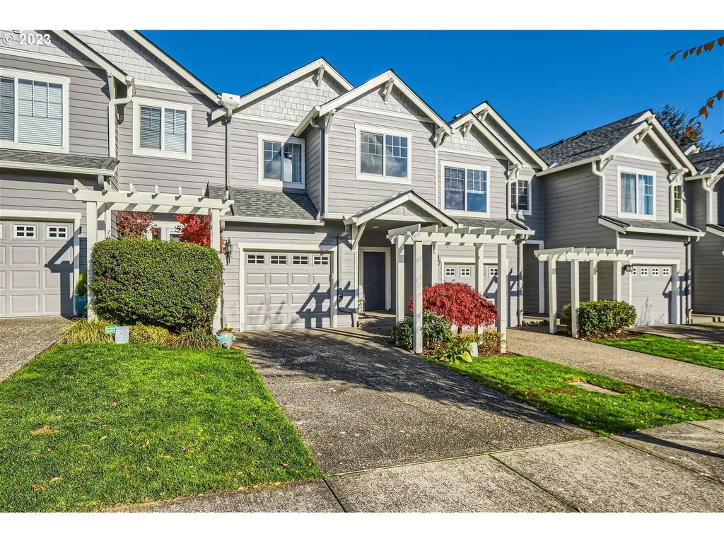 20281 Hoodview Avenue West Linn OR 97068