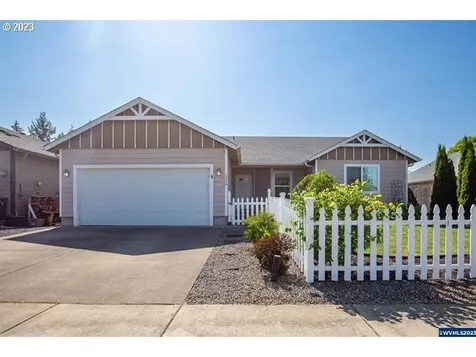 3118 S 12th Street Lebanon OR 97355