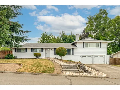 10715 Nw 23rd Avenue Vancouver WA 98685