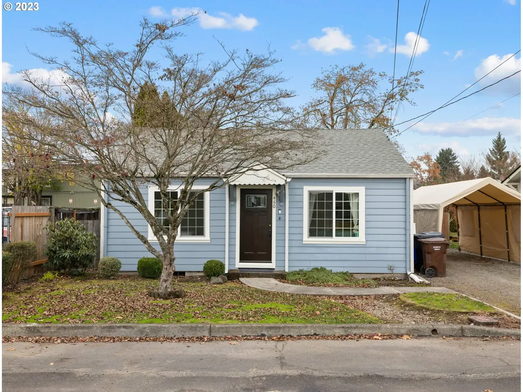 460 W Berkeley Street Gladstone OR 97027