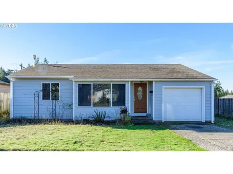 1837 Juniper Avenue Coos Bay OR 97420