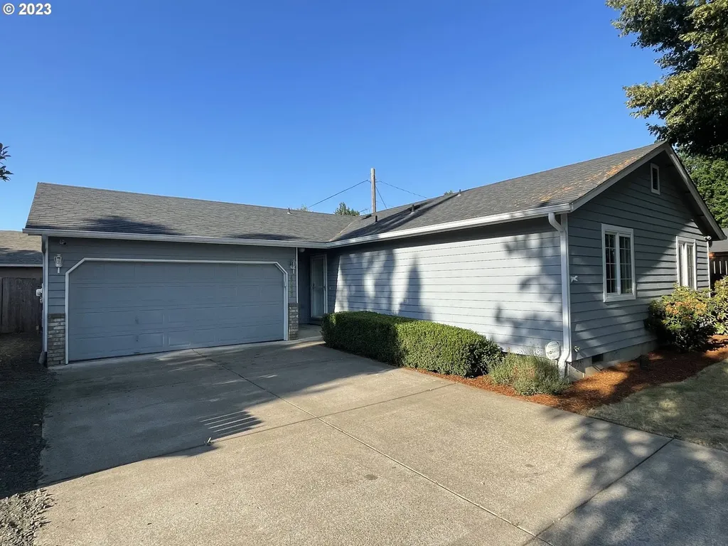 4033 Virginia Avenue Springfield OR 97478
