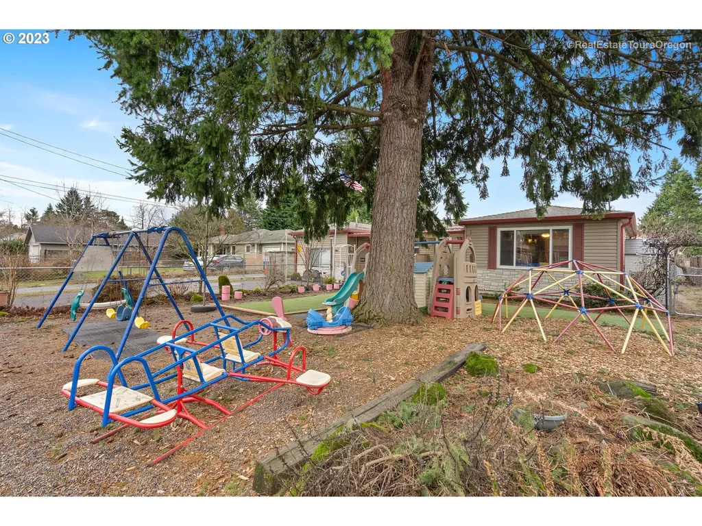 16308 Se Stephens Street Portland OR 97233