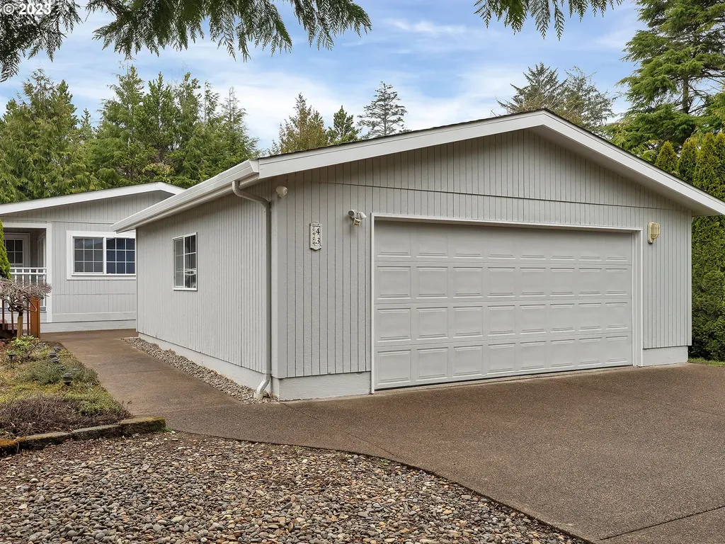 43 Beaver Tree Lane Lincoln City OR 97367