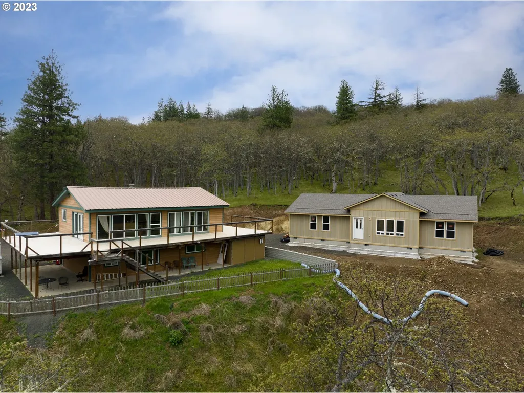 2915 Vensel Road Mosier OR 97040