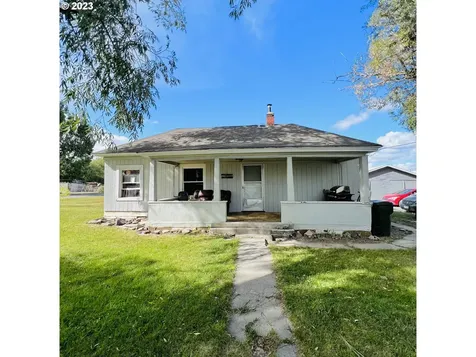 1430 3rd Street Haines OR 97833