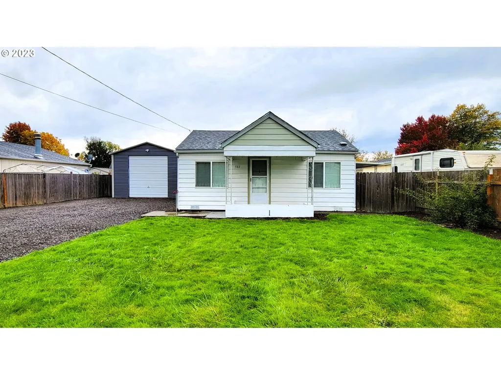 582 36th Street Springfield OR 97478