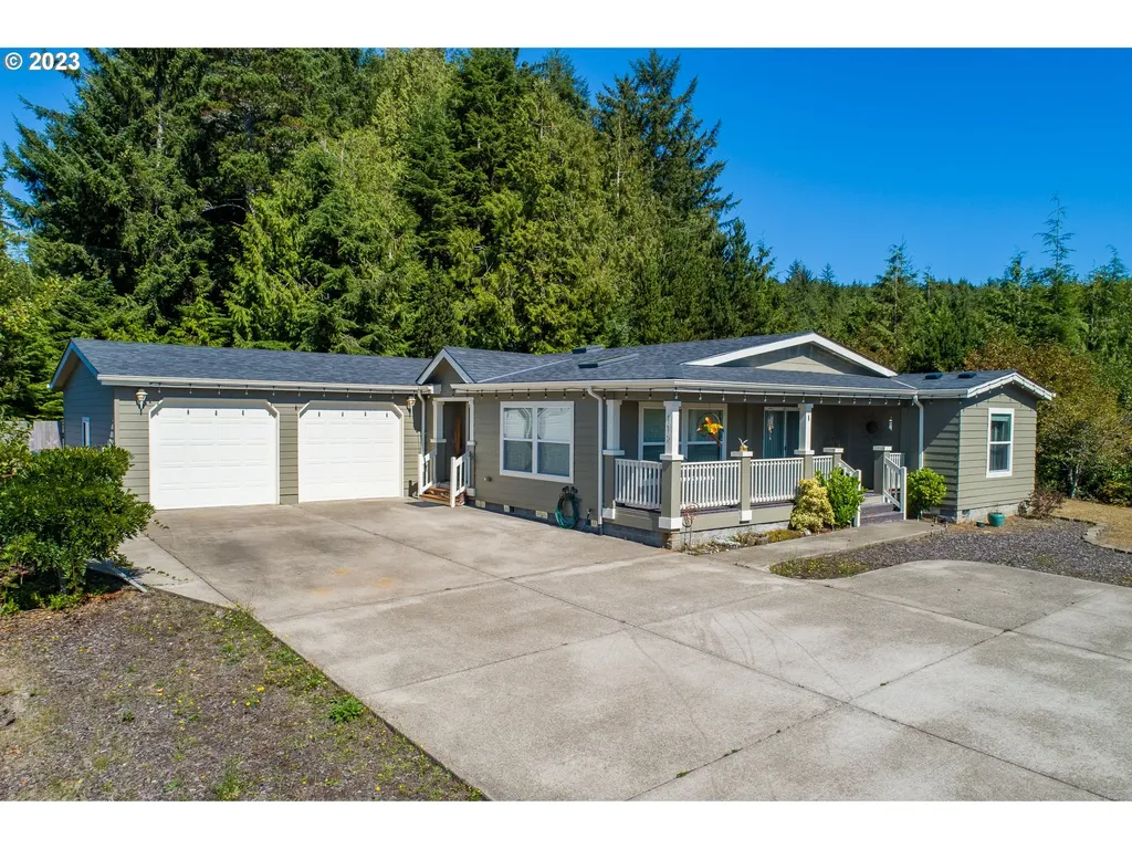 112 Se Fair Wind Court Depoe Bay OR 97341
