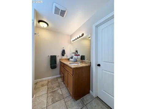 1295 D Street Baker City OR 97814