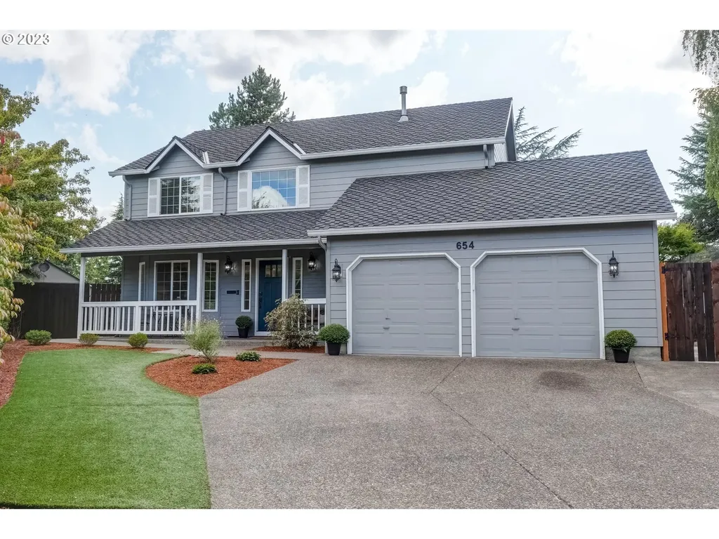 654 Ne Terry Circle Hillsboro OR 97124