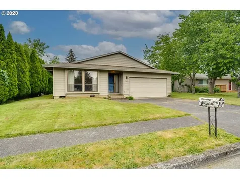 1015 Se 22nd Circle Troutdale OR 97060