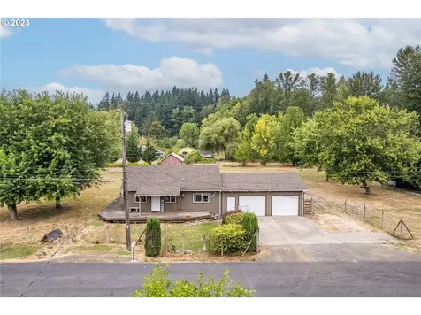 171 N Maple Street Kelso WA 98626
