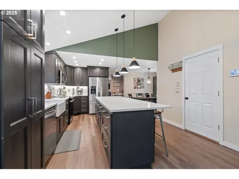 517 NE Osborne Court Mcminnville OR 97128
