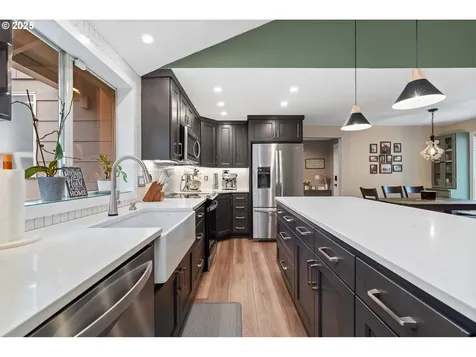 517 NE Osborne Court Mcminnville OR 97128