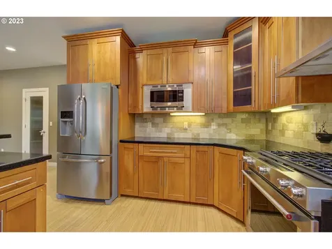 10715 Ne 84th Street Vancouver WA 98662