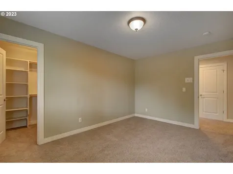 10715 Ne 84th Street Vancouver WA 98662