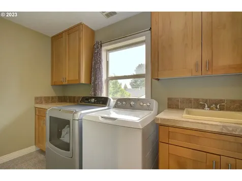 10715 Ne 84th Street Vancouver WA 98662
