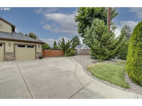10715 Ne 84th Street Vancouver WA 98662