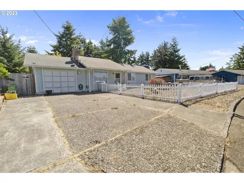 1970 Willow Street Florence OR 97439