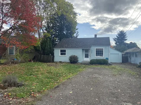 986 G Street Washougal WA 98671