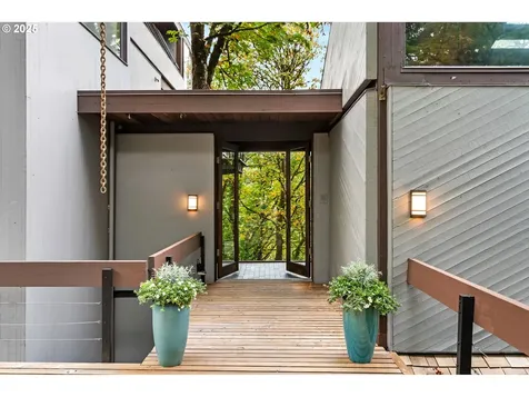 6432 SW Burlingame Place Portland OR 97239