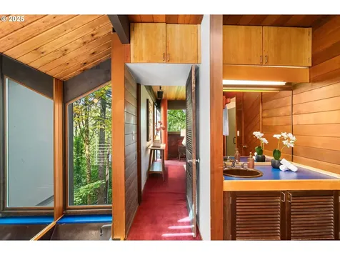6432 SW Burlingame Place Portland OR 97239