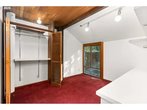 6432 SW Burlingame Place Portland OR 97239