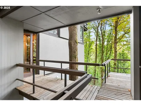 6432 SW Burlingame Place Portland OR 97239