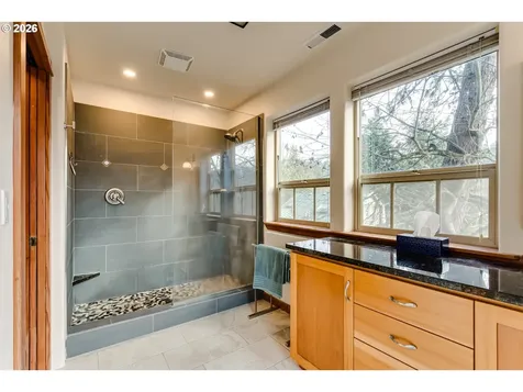 1660 Leatherwood Drive Eugene OR 97405
