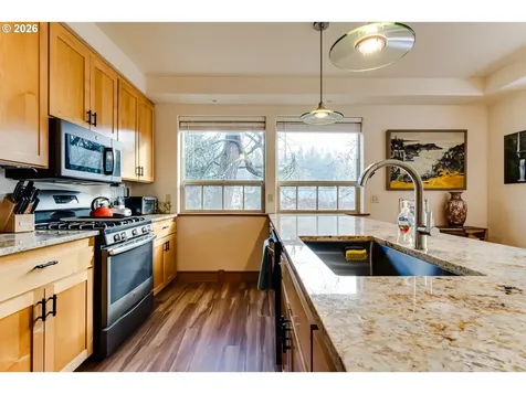 1660 Leatherwood Drive Eugene OR 97405