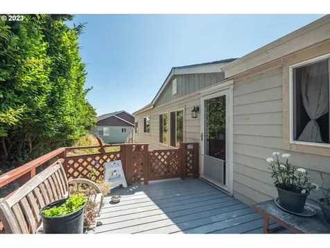 834 Zanna Place Coos Bay OR 97420