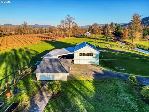 7346 Thurston Road Springfield OR 97478