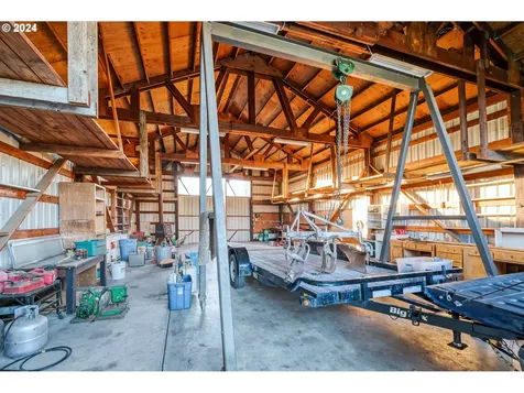 7346 Thurston Road Springfield OR 97478
