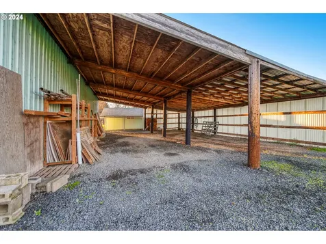 7346 Thurston Road Springfield OR 97478