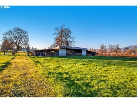 7346 Thurston Road Springfield OR 97478