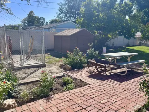 311 W Highland Avenue Hermiston OR 97838