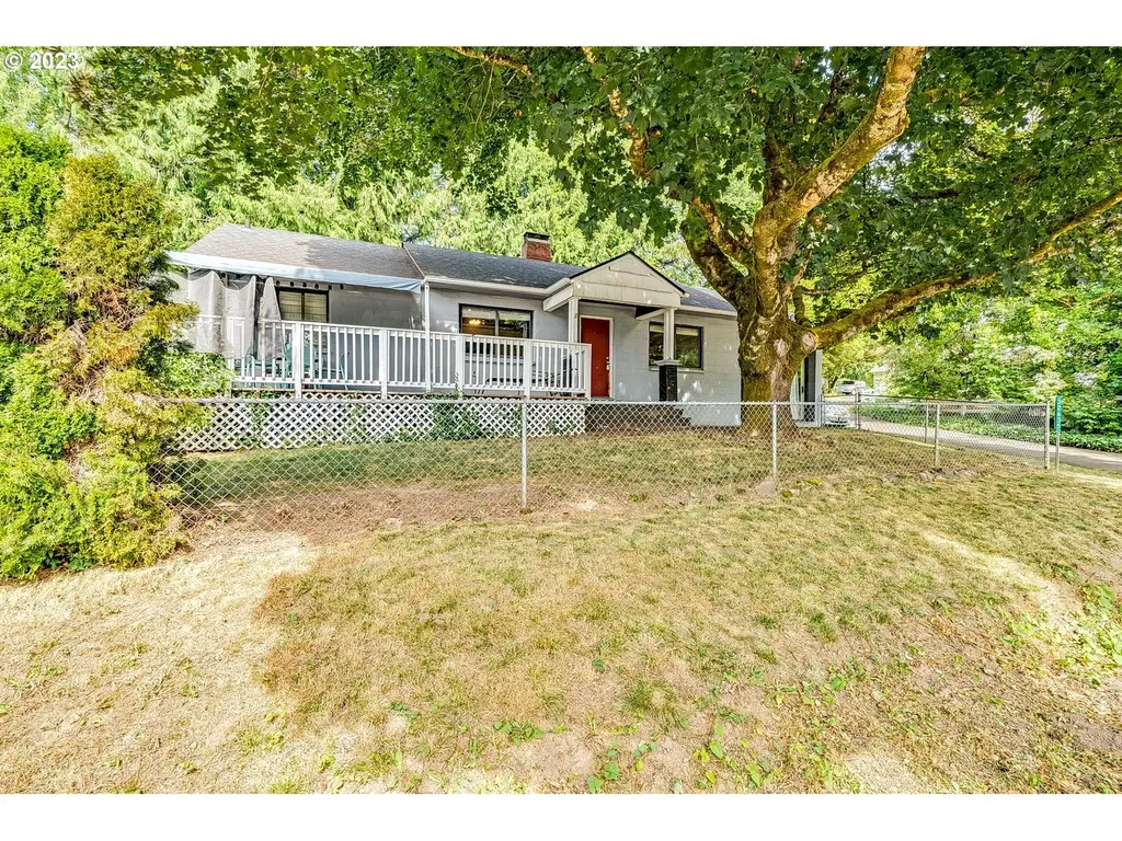 32635 Se Hurlburt Road Corbett OR 97019