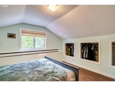 32635 Se Hurlburt Road Corbett OR 97019