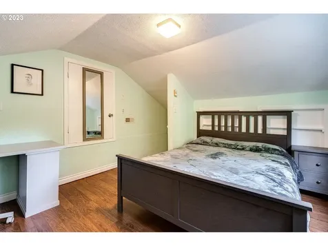 32635 Se Hurlburt Road Corbett OR 97019