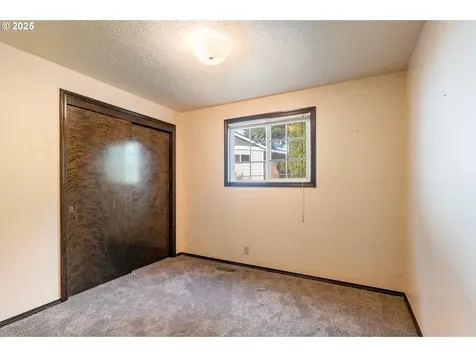 5510 Poplar Court SE Salem OR 97306