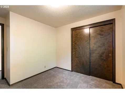 5510 Poplar Court SE Salem OR 97306