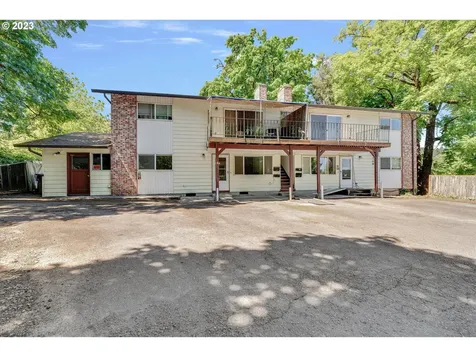 302 S Mcloughlin Boulevard Oregon City OR 97045