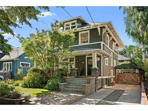 4027 N Colonial Avenue Portland OR 97227