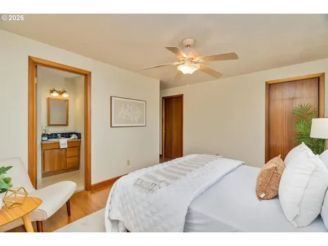 10919 SE Mill Court Portland OR 97216