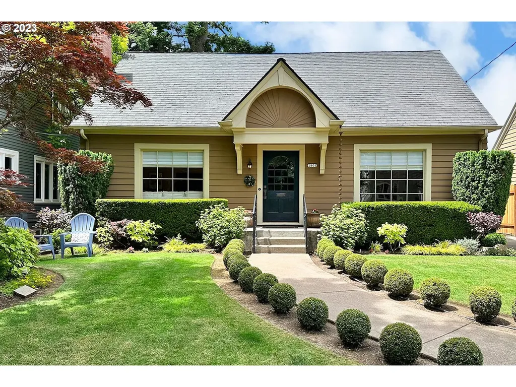 2803 Ne 49th Avenue Portland OR 97213